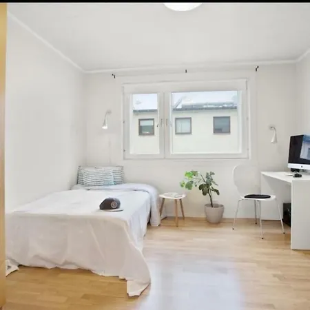 Prázdninový dům Spacious, Modern Apartment, Central Location, 3br Bergen